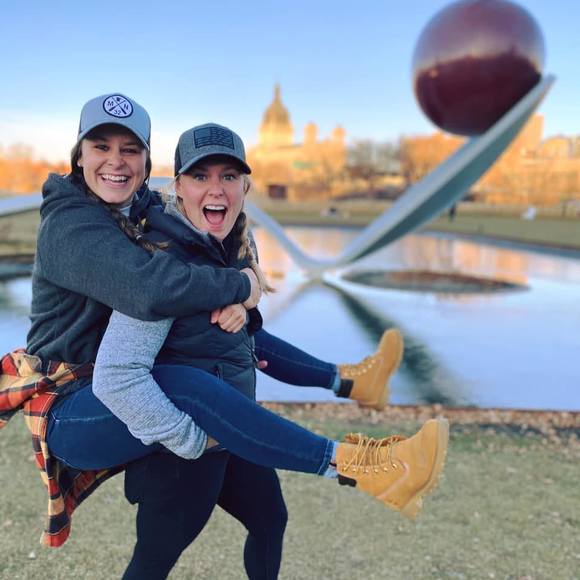 Meet your Posher, Heidi - Picture 1 of 1